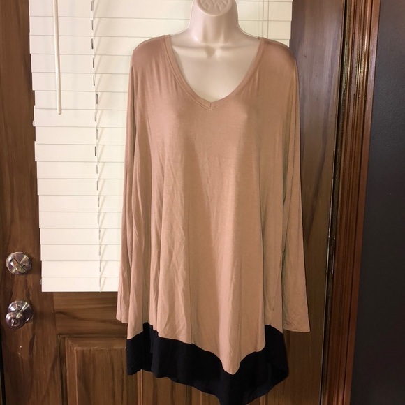 Lane Bryant Top - Picture 1 of 5